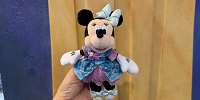 ミニーぬいぐるみバッジ(ディズニーシー25周年グッズ)| キャステル | CASTEL ディズニー情報