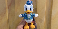 ドナルドぬいぐるみバッジ(ディズニーシー25周年グッズ)| キャステル | CASTEL ディズニー情報