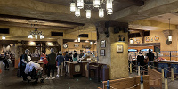 カフェ・ポルトフィーノ店内| キャステル | CASTEL ディズニー情報