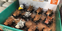 動物の顔を乗せた車が走るシュールなオモチャ| キャステル | CASTEL ディズニー情報