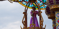 ディズニーランドのパレードに出演するラプンツェル| キャステル | CASTEL ディズニー情報