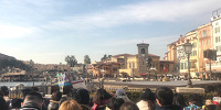 平日でもパーク内は大混雑です。| キャステル | CASTEL ディズニー情報