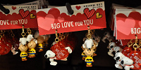 スヌーピー「BIG LOVE FOR YOU」チャーム2個セット| キャステル | CASTEL ディズニー情報