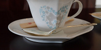 プランナーさんの出してくれたお茶の入っていたティーカップ。とてもかわいらしいデザイン。| キャステル | CASTEL ディズニー情報