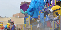 ウォーターサプライズパレードの水鉄砲は強力！| キャステル | CASTEL ディズニー情報