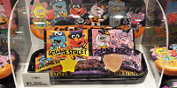 「KOWAKAWA HALLOWEEN」缶入りグミキャンディ| キャステル | CASTEL ディズニー情報