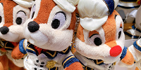 チップとデールぬいぐるみバッジ| キャステル | CASTEL ディズニー情報