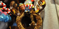 MINION MERRY CHRISTMASカチューシャ（ミニオンとトナカイの角付き）| キャステル | CASTEL ディズニー情報
