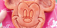 ミッキーカステラケーキ（ミルククリーム味）| キャステル | CASTEL ディズニー情報