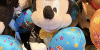ミッキーバースデーぬいぐるみバッジ| キャステル | CASTEL ディズニー情報