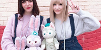 サスペンダーつきデニムスカート×もこもこニット| キャステル | CASTEL ディズニー情報
