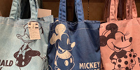 ミッキーのトートバッグ| キャステル | CASTEL ディズニー情報