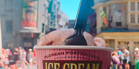 ハリーポッターエリアのアイスクリーム（画像は海外ユニバで撮影したもの）| キャステル | CASTEL ディズニー情報