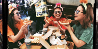 セサミのおソロコーデ／USJ「N.Y.ピザパーラー」| キャステル | CASTEL ディズニー情報