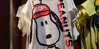スヌーピーのTシャツ| キャステル | CASTEL ディズニー情報
