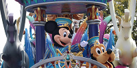 ディズニーランドの人気パレード「ドリーミング・アップ！」| キャステル | CASTEL ディズニー情報