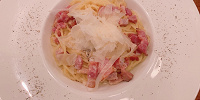 「イーストサイド・カフェ」のカルボナーラ| キャステル | CASTEL ディズニー情報