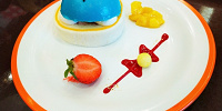 ドラえもんの通り抜けフープケーキ| キャステル | CASTEL ディズニー情報