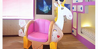 ミニオンルームのユニコーンの椅子| キャステル | CASTEL ディズニー情報