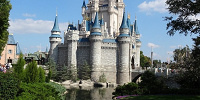 水に映るシンデレラ城| キャステル | CASTEL ディズニー情報
