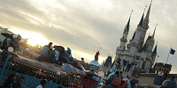 ディズニーに行くならとびきりかわいいバッグで行きたいですよね！| キャステル | CASTEL ディズニー情報