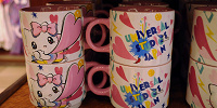 ハローキティの20周年マグカップ| キャステル | CASTEL ディズニー情報
