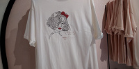 Tシャツ（白）／Kotoka Izumi| キャステル | CASTEL ディズニー情報