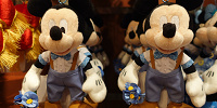 ミッキーぬいぐるみバッジ| キャステル | CASTEL ディズニー情報