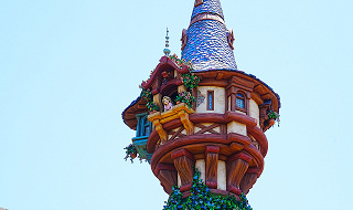 【攻略】ファンタジースプリングスにハッピーエントリーで入場する方法は？対象ホテルや入園時間、並ぶ場所は？