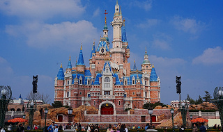 【2025】上海ディズニーランドの2週間天気予報！天候・気候やおすすめ服装も！台風・高温・黄砂・PM2.5に注意！