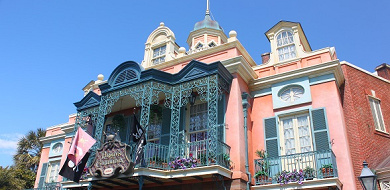 カリブの海賊 落ちる 怖いポイントは 歌や曲の秘密まとめ 待ち時間