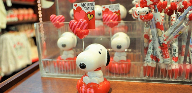 Usj限定 スヌーピーグッズ40選まとめ お菓子や文房具 キーホルダーなど