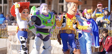 キャラクター別 トイ ストーリーグッズまとめ ディズニーランド シーで買えるお土産