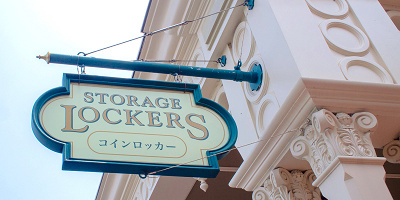 ディズニーでの荷物預かり場所まとめ！どこに荷物を預ける？ウェルカムセンター・ロッカーなど！