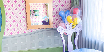 ディズニー柄のクロス＆壁紙で家の中をおしゃれに！手軽に貼り付けられるものやふすま紙までラインナップ！  