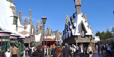 【USJ】オリバンダーの店で杖を選んでもらおう！オリバンダーに選ばれるコツは？待ち時間情報も！