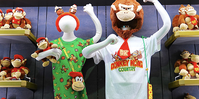 【USJ】ドンキーコンググッズ全57種類一覧！2025夏の新作も！被り物やお菓子を一挙紹介