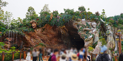 【TDS】ファンタジースプリングスの入口はどこ？！パーク内入口とホテル宿泊者専用入口の場所と行き方を解説