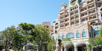 1泊30万以上!?ファンタジースプリングスホテルのグランドシャトーを解説！ファンタジーシャトーとの違いや宿泊特典は？