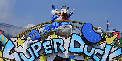 【2025】ドナルドパルパルーザ「クワッキーセレブレーション★ドナルド・ザ・レジェンド！」の停止位置解説！登場キャラクター、パレードルート解説