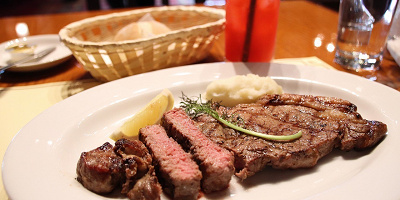 【USJ】食べログの評価が高いレストランTOP10！キャラクターコラボカフェや本格エイジングビーフなどおすすめレストランを紹介