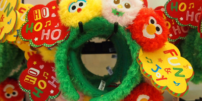 【2018】ユニバのクリスマスグッズ38選！カチューシャ・ぬいぐるみ・お菓子など！