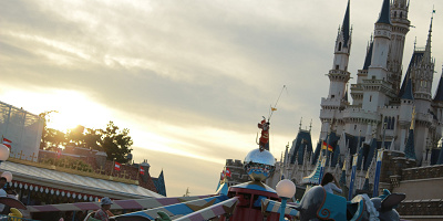 便利なサービスが受けられる！ディズニーランド内5つ施設の解説