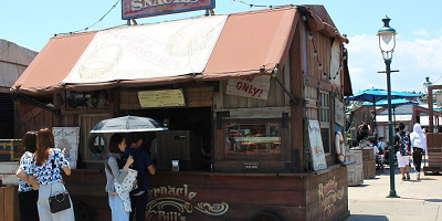 ディズニーシーのビアガーデン！バーナクル・ビルズ☆季節のカクテルも