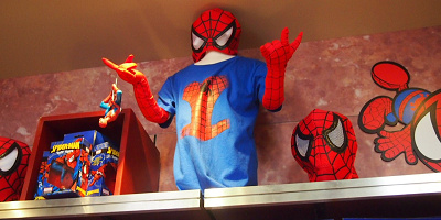 【USJ】男性向けお土産ランキング20選！パートナー・お父さん・おじいちゃん・男友達にもおすすめなユニバグッズを紹介！