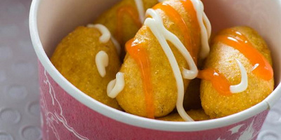 【2018】ディズニーシー限定ミニコーンドッグ！値段・味・販売店まとめ！おすすめ食べ歩き新メニュー！