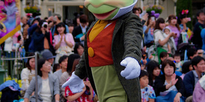 【ジミニー・クリケット】ピノキオに登場するコオロギ！ディズニーで会える場所は？