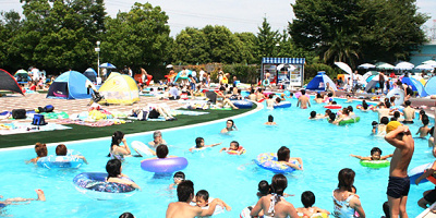 【2025】東武動物公園のプール「東武スーパープール」を徹底解説！営業期間やチケット料金、持ち込み情報も