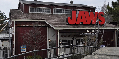 映画『ジョーズ』シリーズを解説！あらすじ、キャスト、USJのアトラクションは何作目がテーマ？