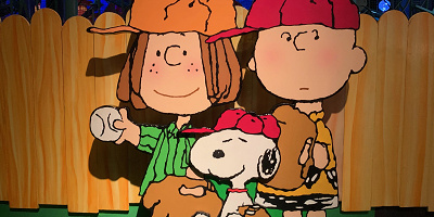 【USJ】1人ユニバのコーデ案！キャラやクルーから反応がもらえる？パークを楽しむアイディアと注意点